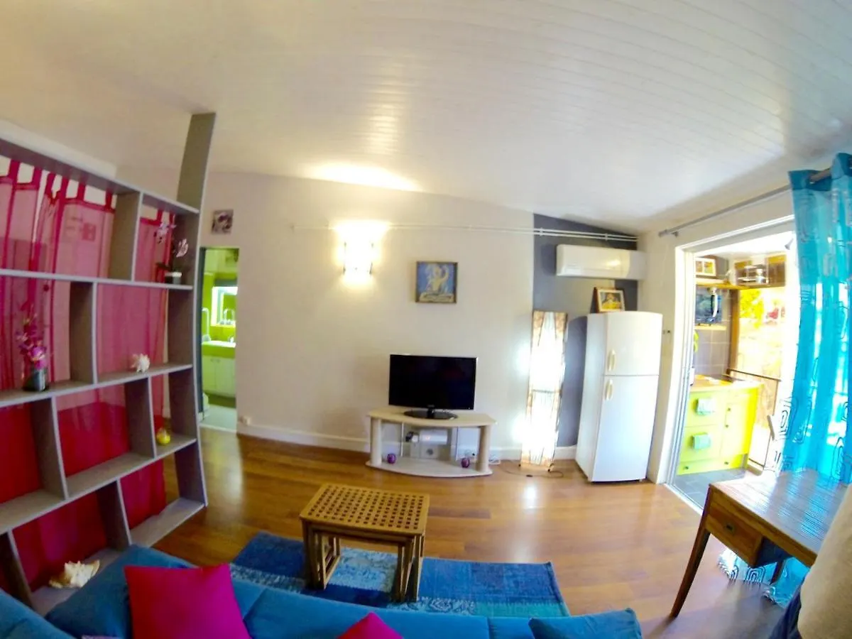 Studio Charmant Le Moule 35M² + Balcon Guadeloupe